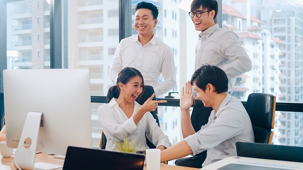 Nhân viên sale bất động sản hứa hẹn sẽ đem lại thu nhập vô cùng hấp dẫn