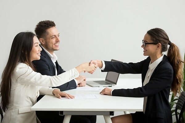Những câu hỏi nên hỏi nhà tuyển dụng