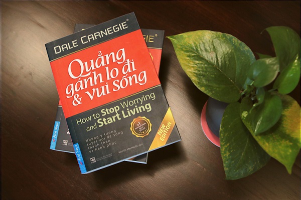 Quẳng gánh lo đi & vui sống. Hình: Sưu tầm